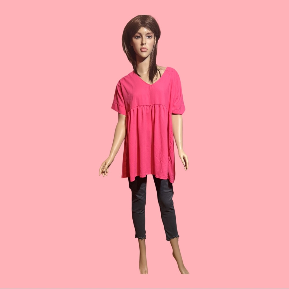 Zenana Outfitters Pink Tunic with V-Neck and Short Sleeves